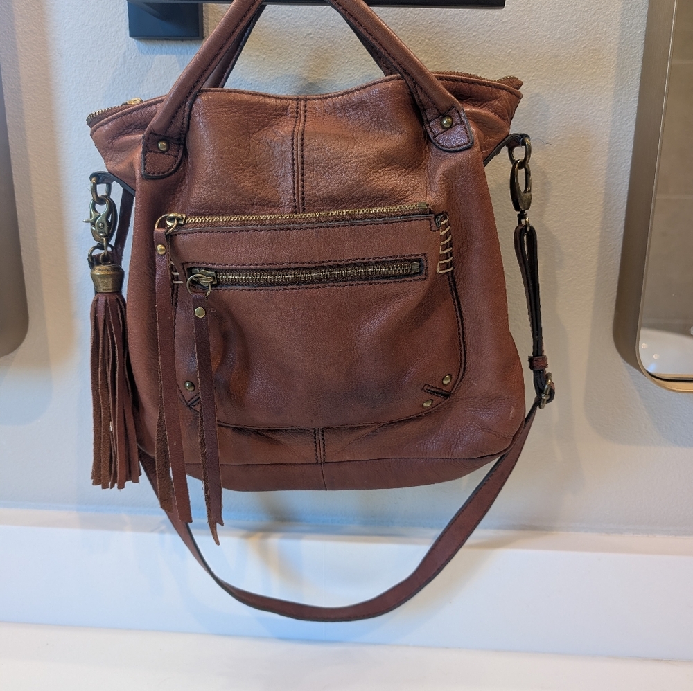 Lucky Brand chestnut leather hobo/cross body bag - Picture 10 of 13